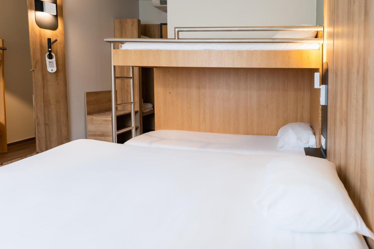 B&B Hotel Pau Lescar Eksteriør bilde