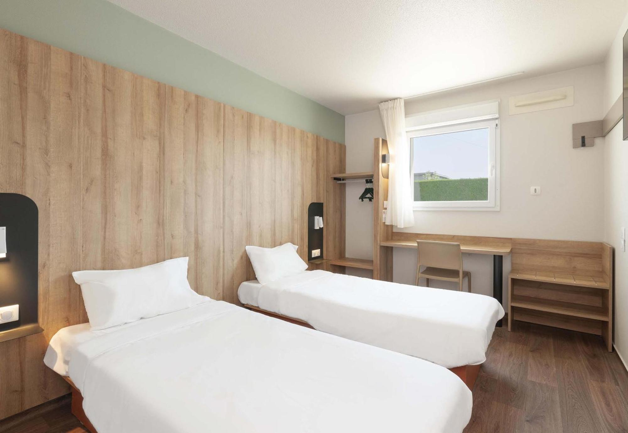 B&B Hotel Pau Lescar Eksteriør bilde