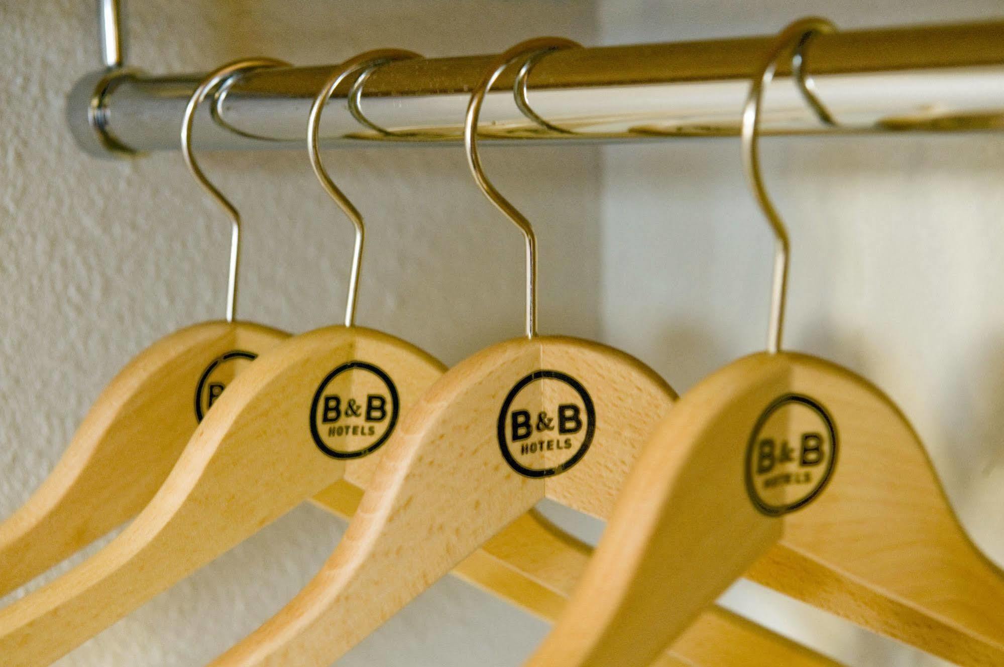 B&B Hotel Pau Lescar Eksteriør bilde